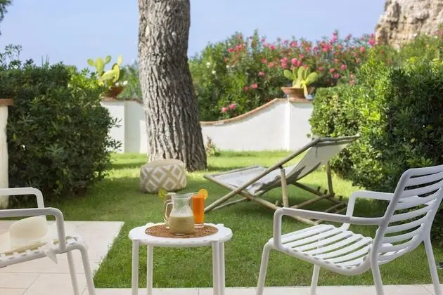 Classic Tek Büyük Yataklı Oda, Veranda, Bahçe Manzaralı