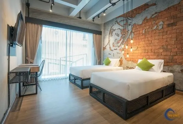 Premier Deluxe City View
