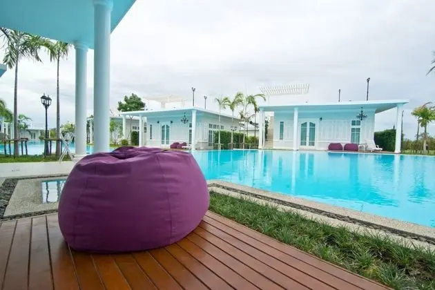 Deluxe Oda, Havuz Kullanımı