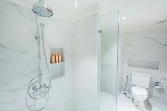 Deluxe Jacuzzi