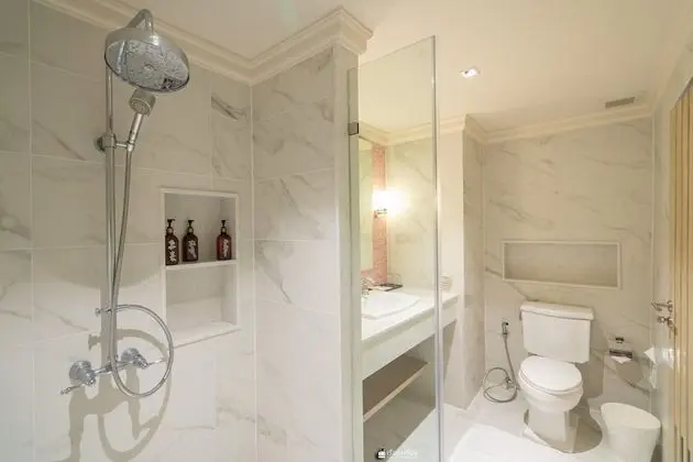Deluxe Jacuzzi