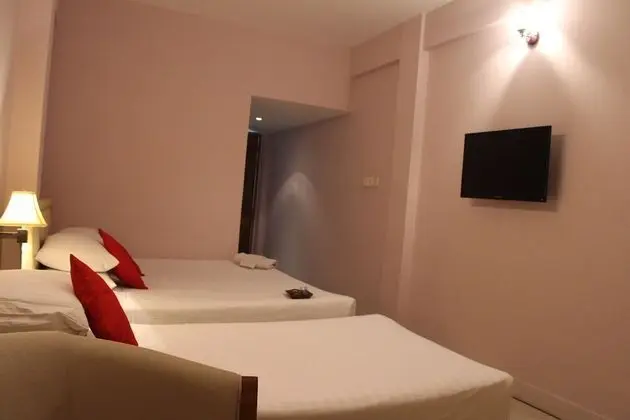Üç Kişilik Oda