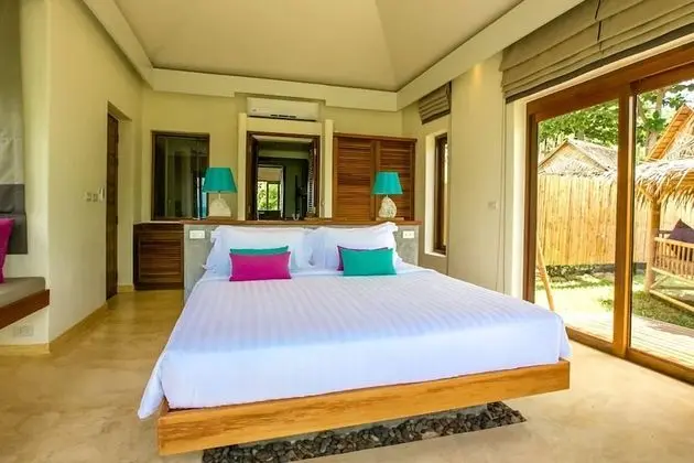 Villa, Kişiye Özel Havuzlu, Kısmi Deniz Manzaralı