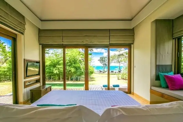 Villa, Kişiye Özel Havuzlu, Kısmi Deniz Manzaralı