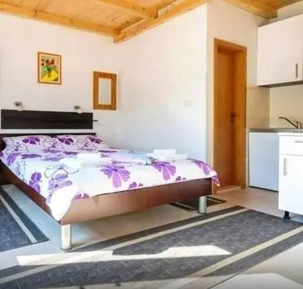 Romantic Stüdyo, 1 Büyük (Queen) Boy Yatak, Teras, Denize Sıfır