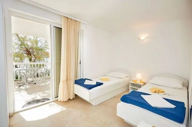 Stüdyo (Sea front - free parking - A4(2))