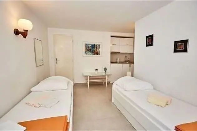 Stüdyo (Sea front - free parking - A5(2))