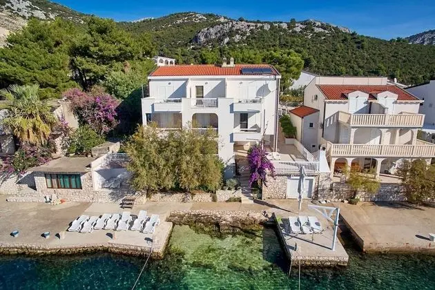 Stüdyo (Sea front - free parking - A5(2))