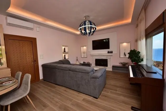 Deluxe Villa