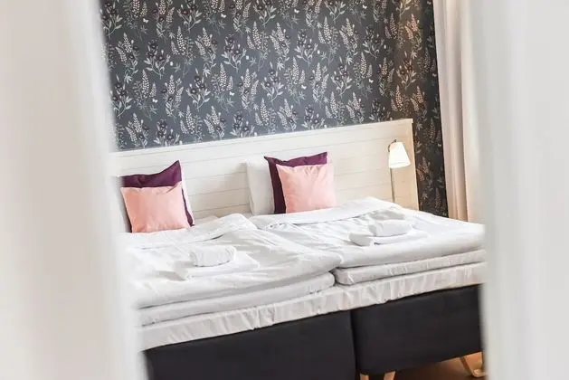 Tek Büyük veya İki Ayrı Yataklı Oda, Balkon, Deniz Manzaralı (Plus)