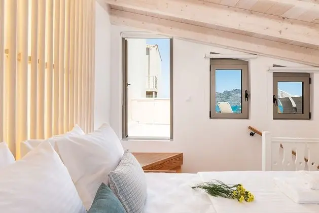 Luxury Villa, 3 Yatak Odası, Deniz Manzaralı, Denize Sıfır