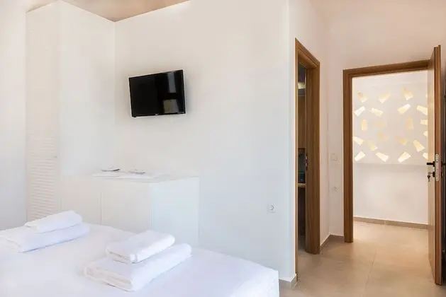 Luxury Villa, 3 Yatak Odası, Deniz Manzaralı, Denize Sıfır