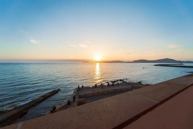 Apart Daire, Özel Banyo, Deniz Manzaralı (Sea front terrace )