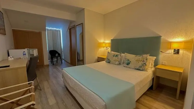 Tek Büyük Yataklı Oda, Balkon