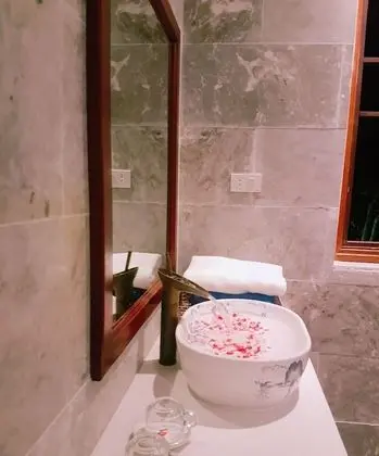 Design Tek Büyük veya İki Ayrı Yataklı Oda
