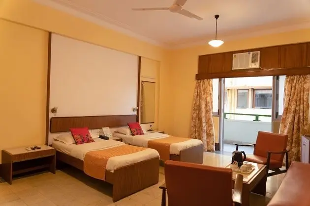Deluxe Partial Sea View Balcony Room