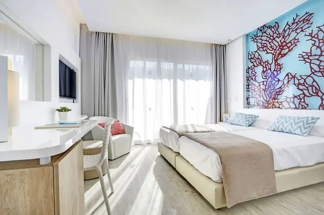 Tek Büyük Yataklı Oda, Balkon