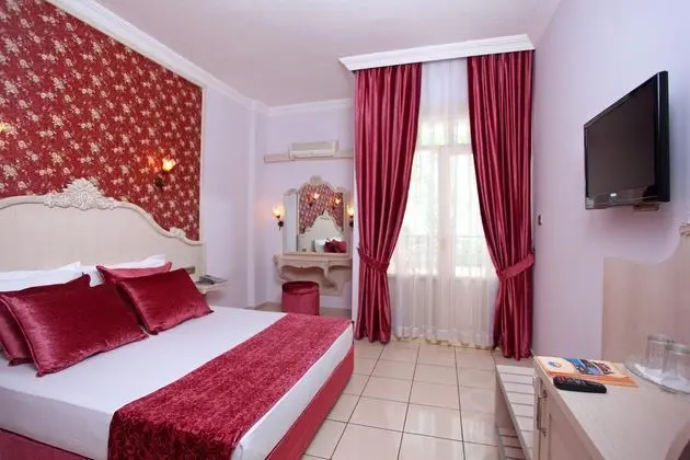 https://images.etstur.com/files/images/hotelImages/TR/218322/l/Seagull-Hotel-Genel-359796.jpg