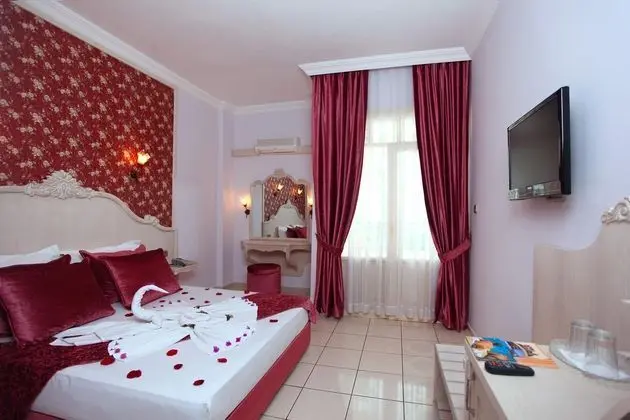 https://images.etstur.com/files/images/hotelImages/TR/218322/l/Seagull-Hotel-Genel-359797.jpg