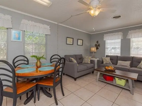 Daire, 2 Büyük (Queen) Boy Yatak, Mutfak