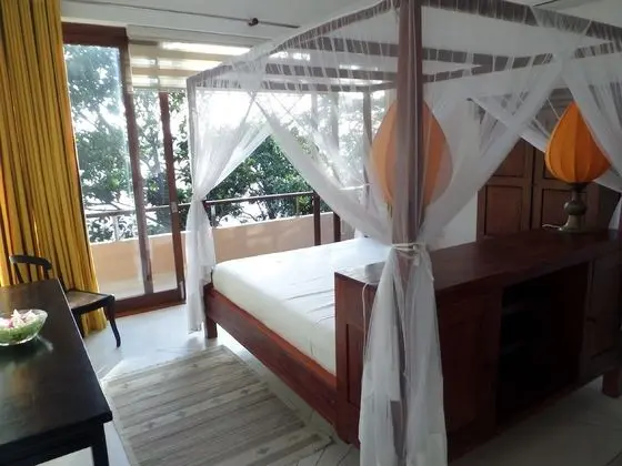 Luxury Villa, 4 Yatak Odası, Havuz Kullanımı, Göl Manzaralı