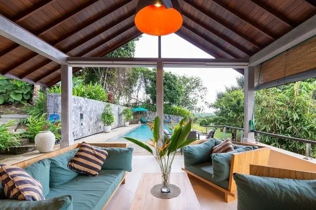 Luxury Villa, 4 Yatak Odası, Havuz Kullanımı, Göl Manzaralı