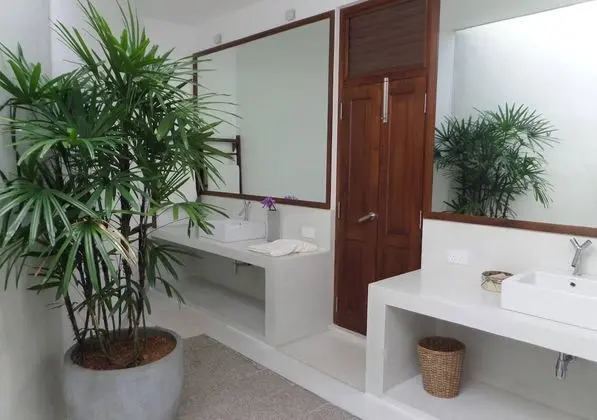 Luxury Villa, 4 Yatak Odası, Havuz Kullanımı, Göl Manzaralı