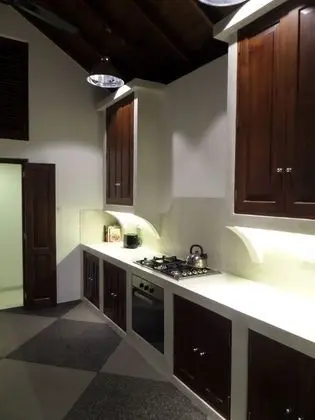 Luxury Villa, 4 Yatak Odası, Havuz Kullanımı, Göl Manzaralı