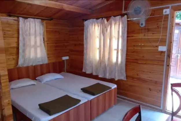 Standard Kır Evi, 1 Çift Kişilik Yatak, Sigara İçilmez