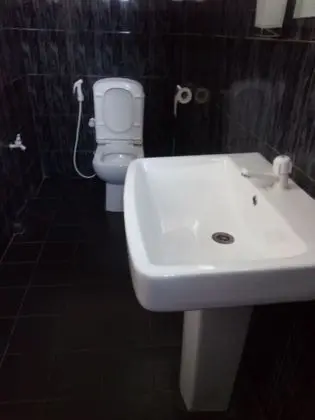 Deluxe Tek Büyük Yataklı Oda (AC)