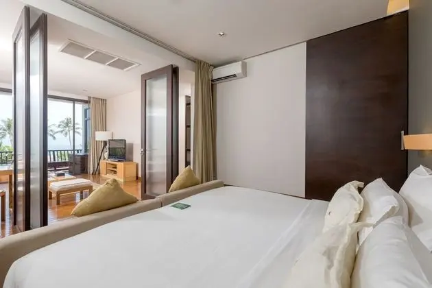 One Bedroom Suite Sea View