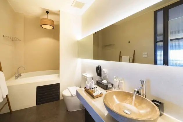 One Bedroom Suite Sea View