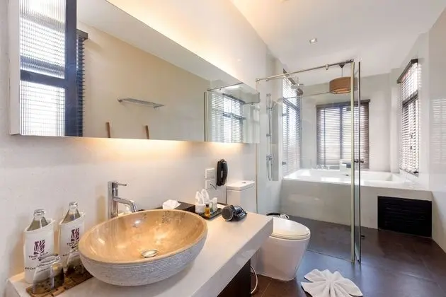 One Bedroom Suite Sea View