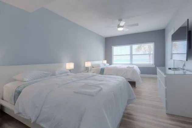 Daire (Sea La Vie Beach  Oceanfront Patio Pe)