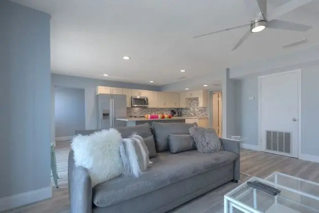 Daire (Sea La Vie Beach  Oceanfront Patio Pe)