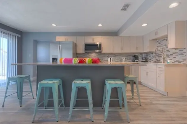 Daire (Sea La Vie Beach  Oceanfront Patio Pe)