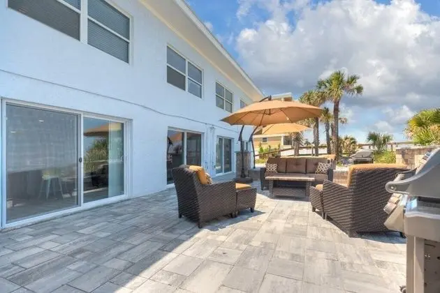 Daire (Sea La Vie Beach  Oceanfront Patio Pe)