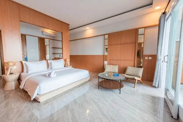Ocean Suite Room