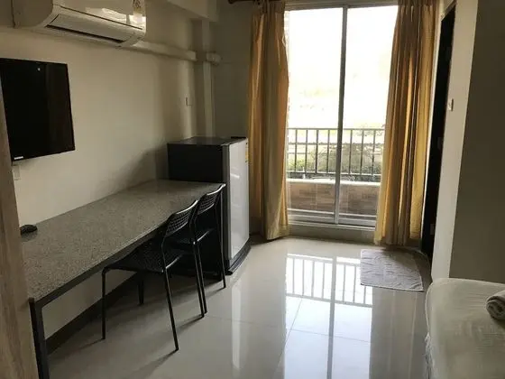 Budget Room
