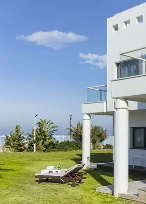 Premium Garden Suite