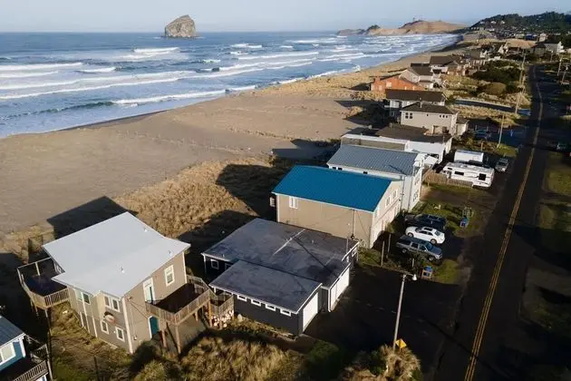 Ev, 2 Büyük (Queen) Boy Yatak (Sea Lion Crossing)