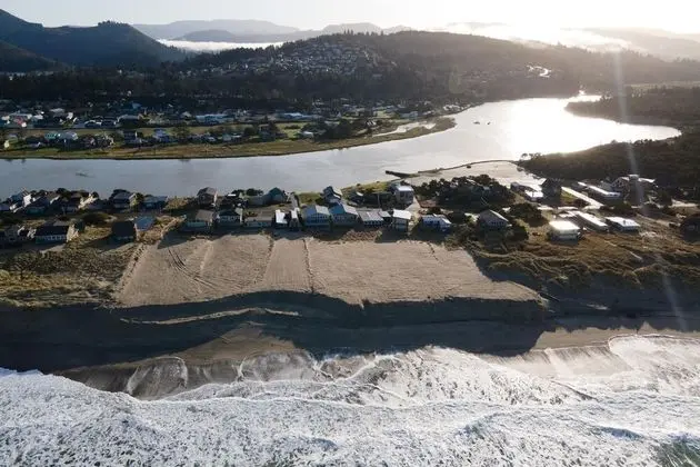 Ev, 2 Büyük (Queen) Boy Yatak (Sea Lion Crossing)