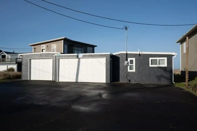 Ev, 2 Büyük (Queen) Boy Yatak (Sea Lion Crossing)