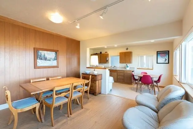 Ev, 2 Büyük (Queen) Boy Yatak (Sea Lion Crossing)