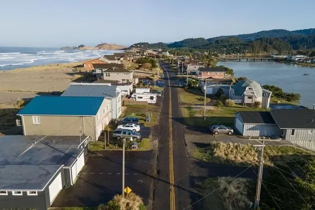 Ev, 2 Büyük (Queen) Boy Yatak (Sea Lion Crossing)