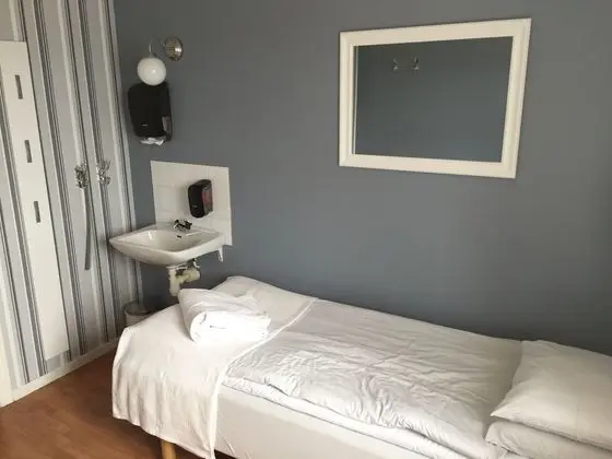 Standard İki Ayrı Yataklı Oda, 2 Tek Kişilik Yatak, Ortak Banyo, Liman Manzaralı