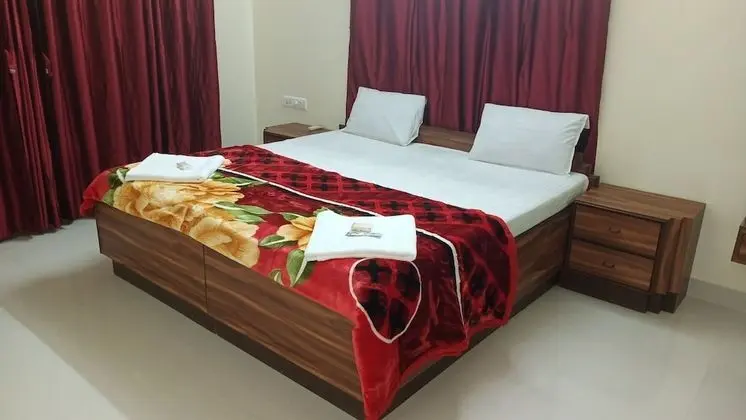Apart Daire, Havuz Manzaralı, Havuz Kenarı