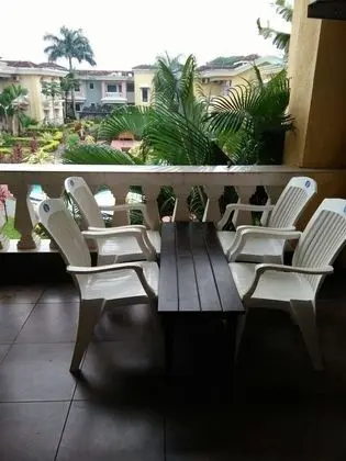 Apart Daire, Havuz Manzaralı, Havuz Kenarı