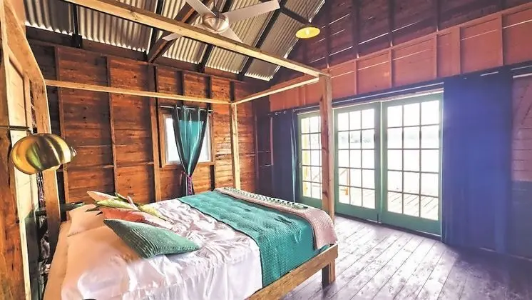 Deluxe Bungalov, Deniz Manzaralı, Deniz Üstü