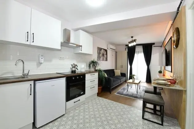 Apartment, Bahçe Manzaralı, Mutfaklı